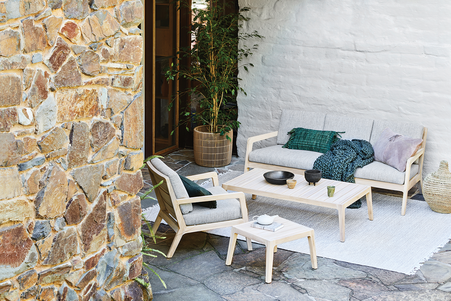 5 Tips for Cosy Outdoor Living