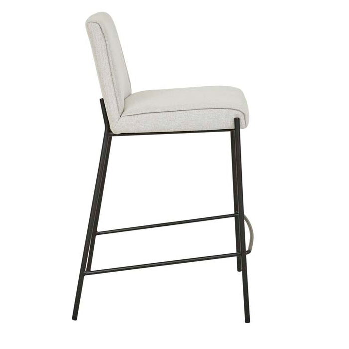 Lola Barstool